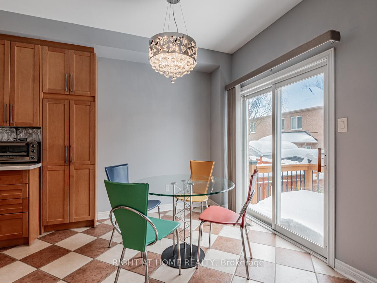 Photo 31 of 33 Bullrush Drive, Vaughan, Vellore Village — HOMEH