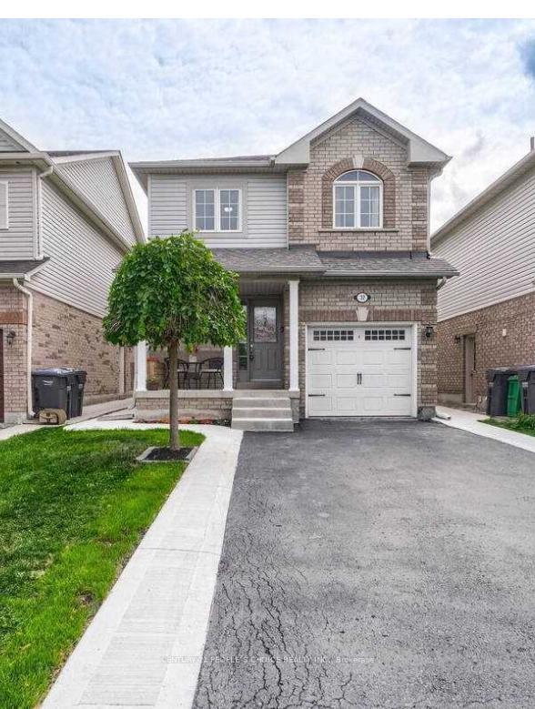 Photo 1 of 32 Ridgemore Crescent, Brampton, Fletcher's Meadow — HOMEH