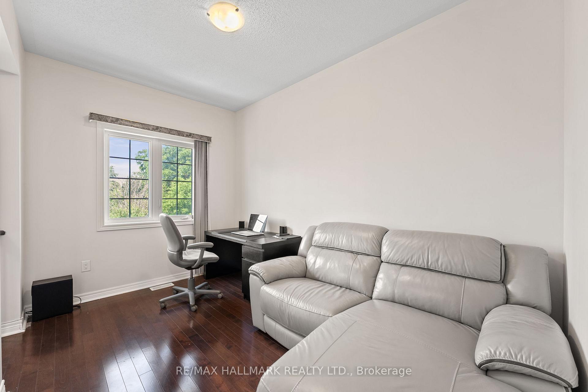 Photo 30 of 262 Elbern Markell Drive, Brampton, Credit Valley — HOMEH