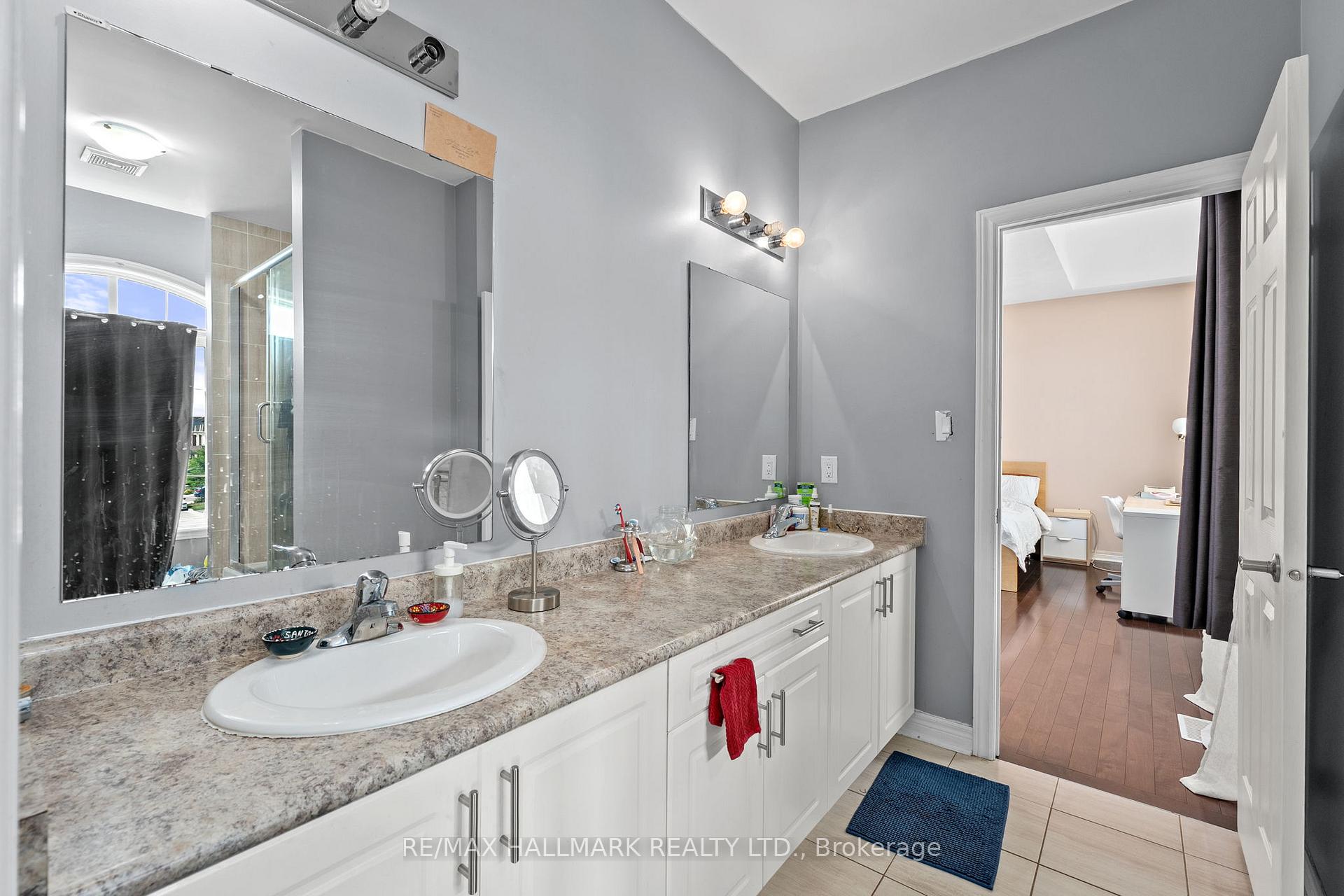 Photo 31 of 262 Elbern Markell Drive, Brampton, Credit Valley — HOMEH