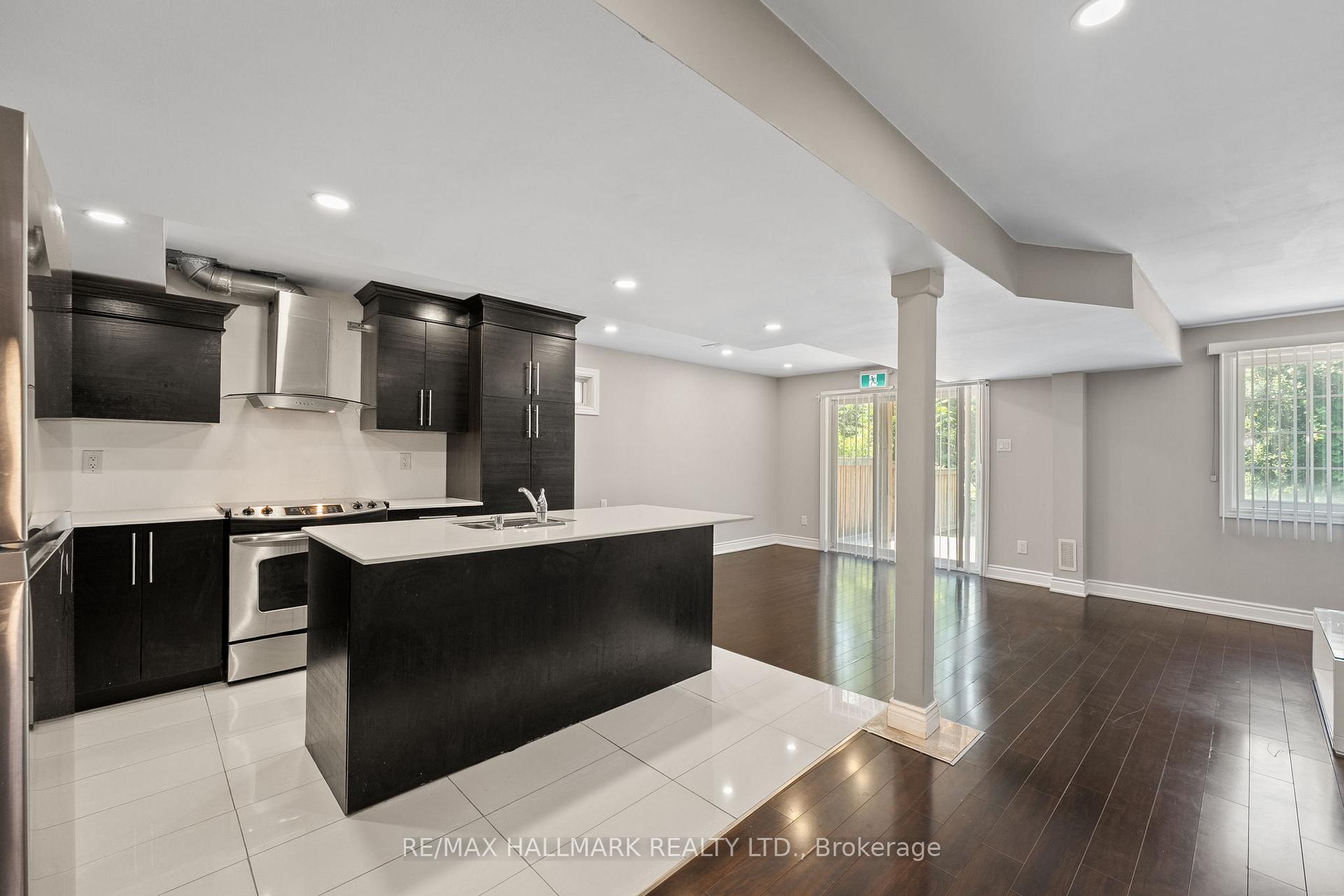 Photo 27 of 262 Elbern Markell Drive, Brampton, Credit Valley — HOMEH