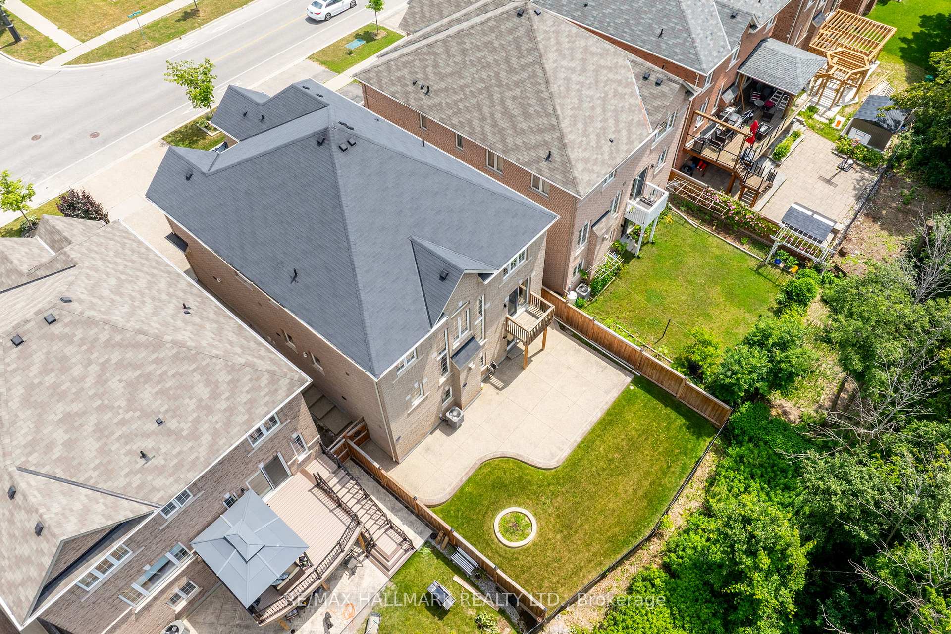 Photo 24 of 262 Elbern Markell Drive, Brampton, Credit Valley — HOMEH