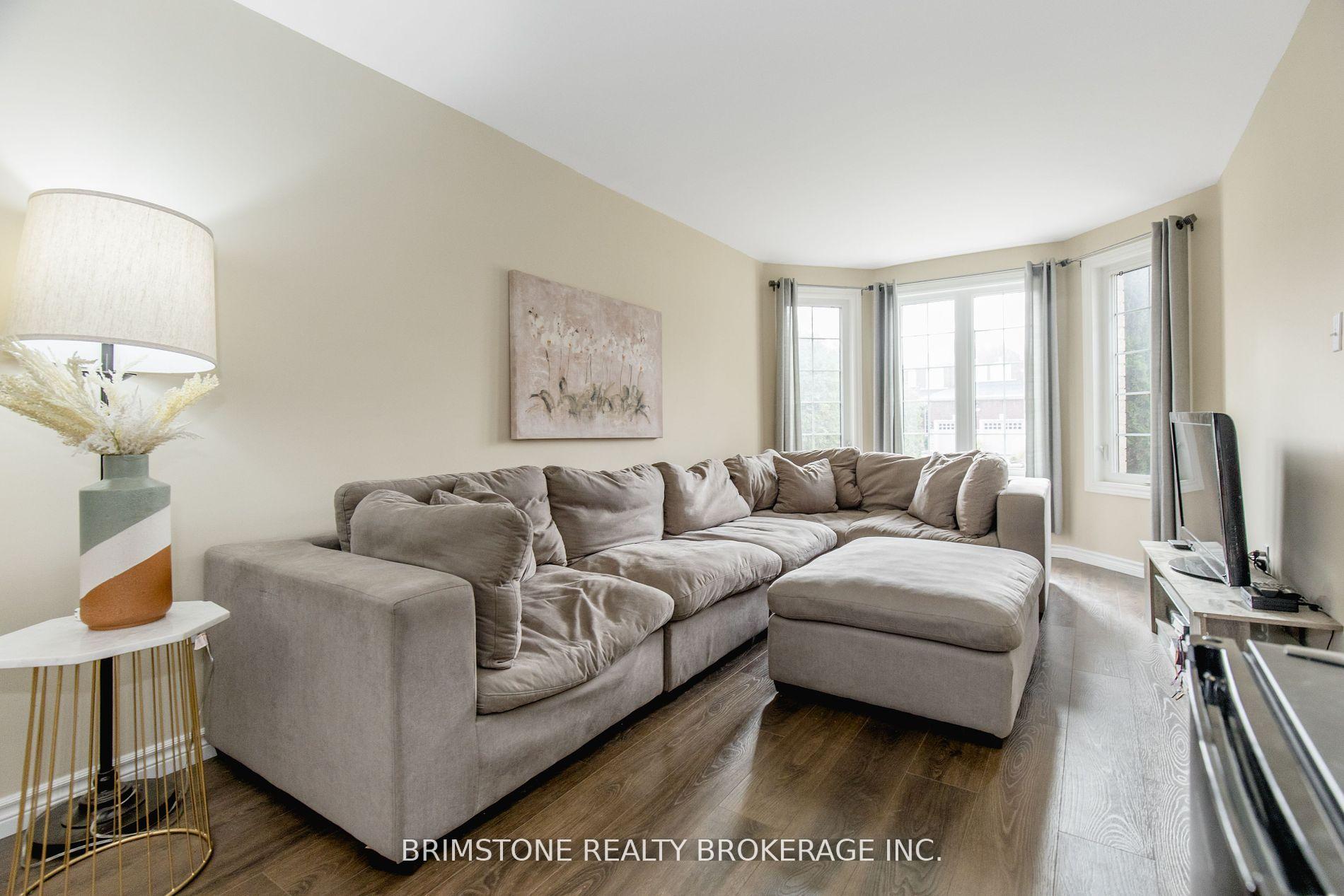 Photo 15 of 95 Sun King Crescent, Barrie, Innis-Shore — HOMEH
