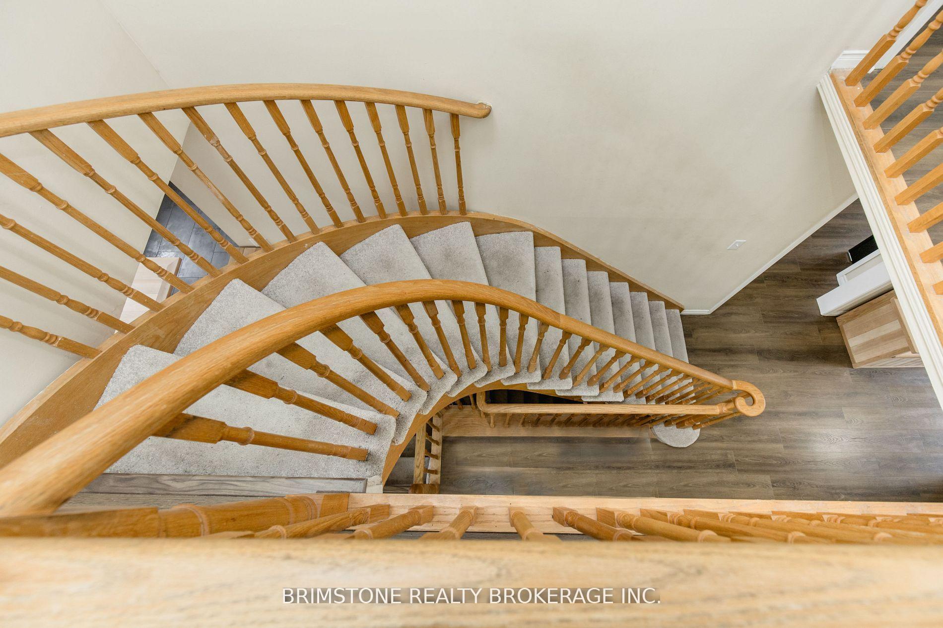 Photo 33 of 95 Sun King Crescent, Barrie, Innis-Shore — HOMEH