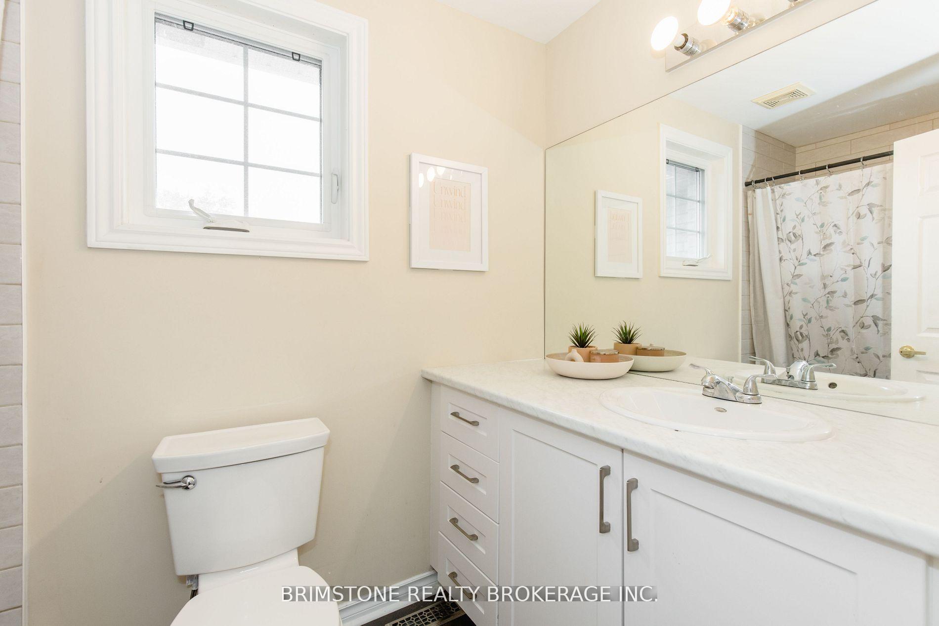 Photo 38 of 95 Sun King Crescent, Barrie, Innis-Shore — HOMEH
