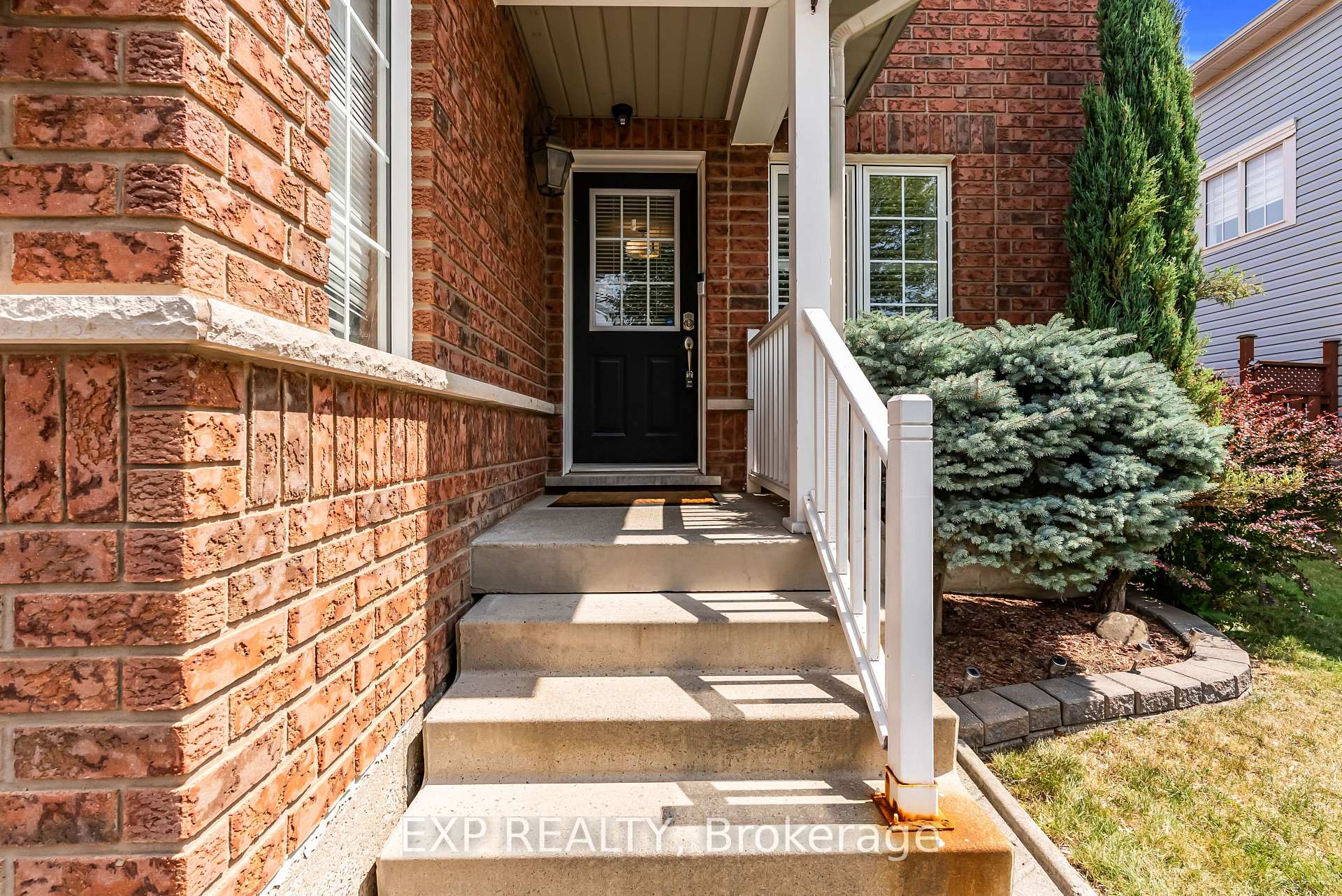 Photo 6 of 73 Viceroy Crescent, Brampton, Northwest Sandalwood Parkway — HOMEH