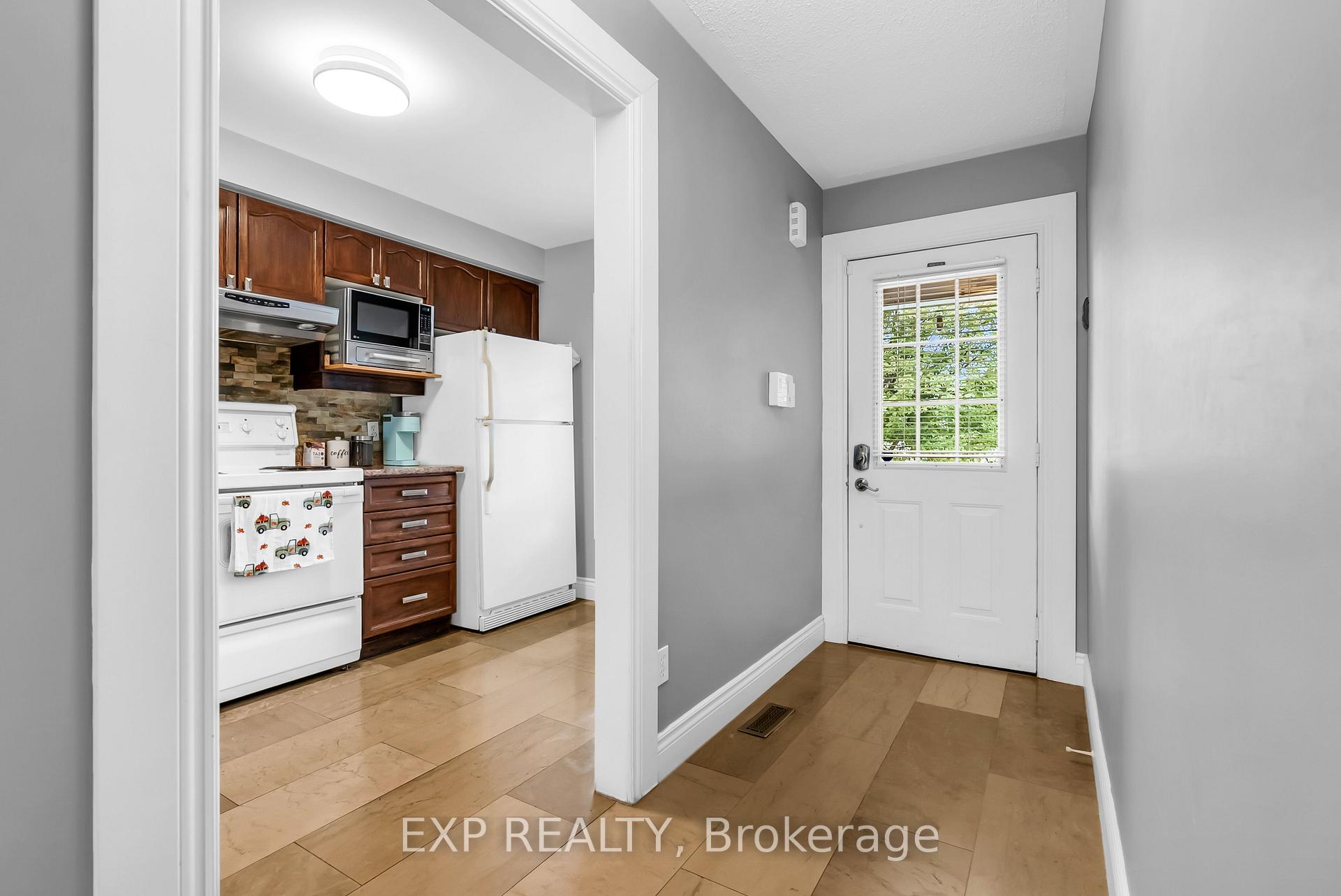 Photo 7 of 73 Viceroy Crescent, Brampton, Northwest Sandalwood Parkway — HOMEH