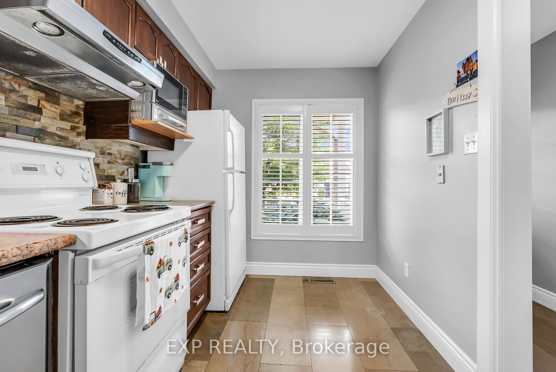 Photo 19 of 73 Viceroy Crescent, Brampton, Northwest Sandalwood Parkway — HOMEH