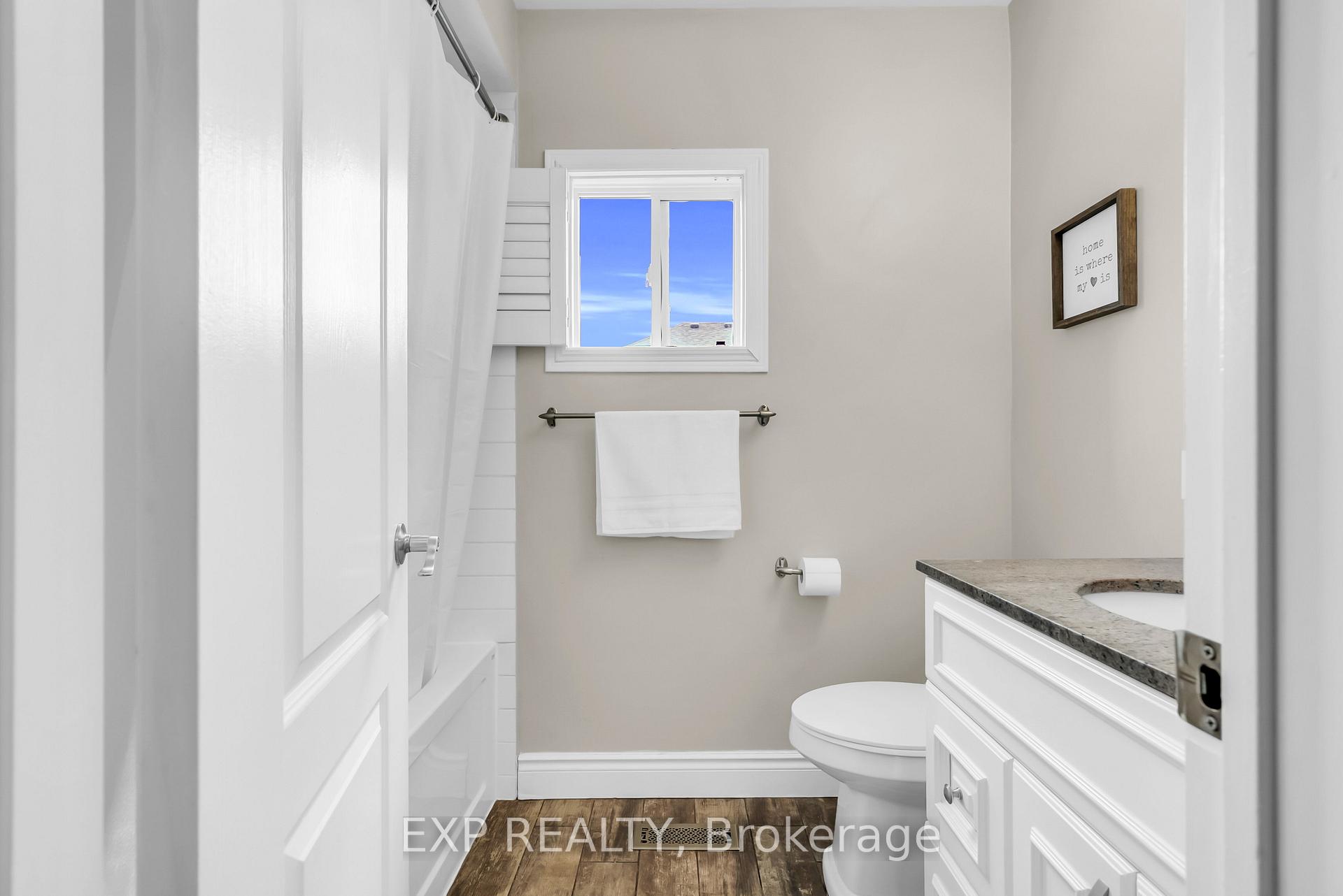 Photo 31 of 73 Viceroy Crescent, Brampton, Northwest Sandalwood Parkway — HOMEH