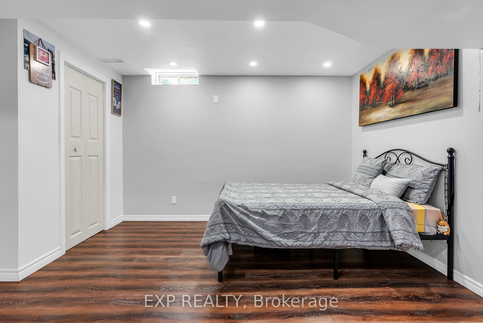 Photo 35 of 73 Viceroy Crescent, Brampton, Northwest Sandalwood Parkway — HOMEH