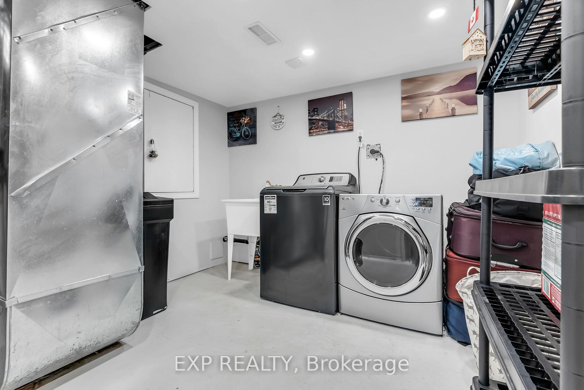 Photo 37 of 73 Viceroy Crescent, Brampton, Northwest Sandalwood Parkway — HOMEH