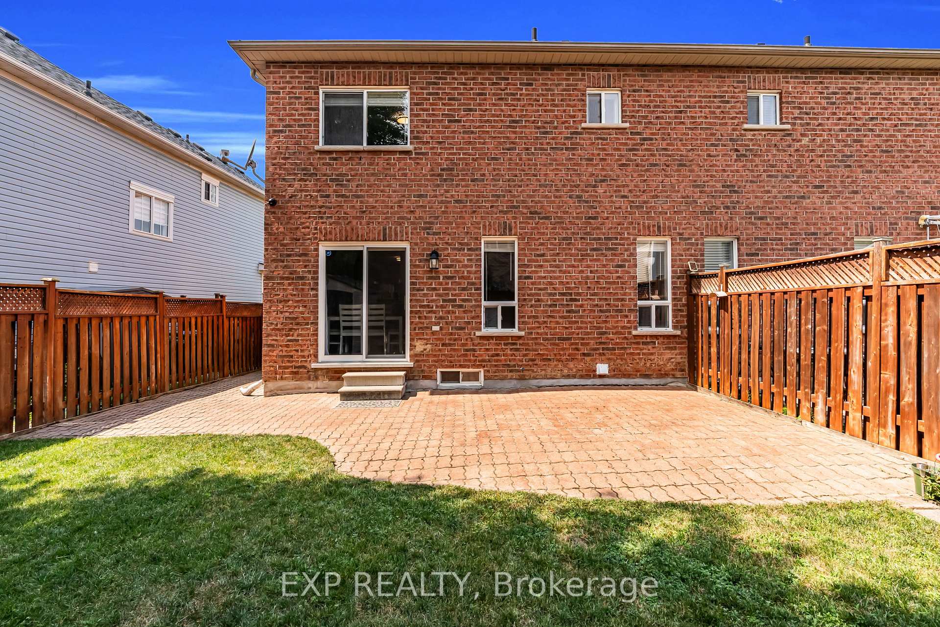 Photo 40 of 73 Viceroy Crescent, Brampton, Northwest Sandalwood Parkway — HOMEH