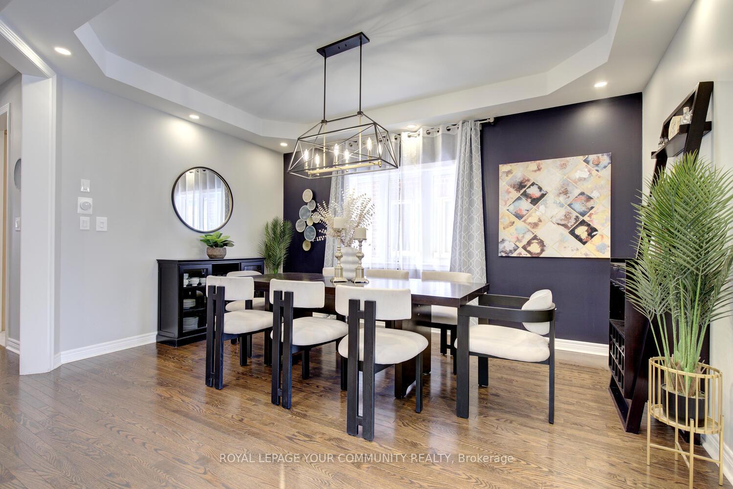 Photo 6 of 185 Chayna Crescent, Vaughan, Patterson — HOMEH