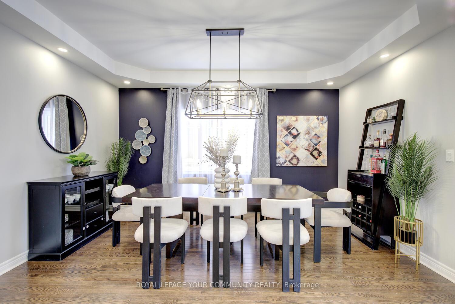 Photo 7 of 185 Chayna Crescent, Vaughan, Patterson — HOMEH