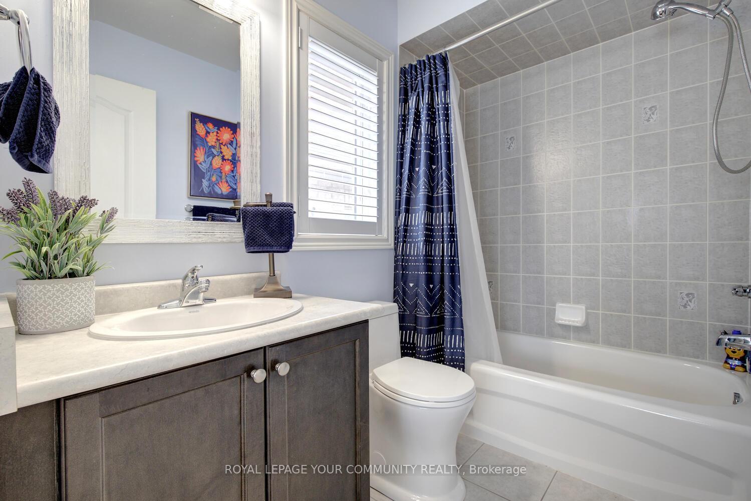 Photo 35 of 185 Chayna Crescent, Vaughan, Patterson — HOMEH