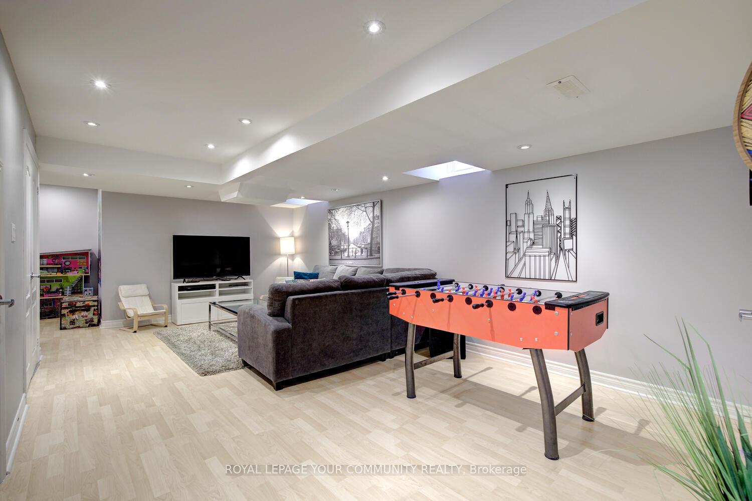 Photo 39 of 185 Chayna Crescent, Vaughan, Patterson — HOMEH