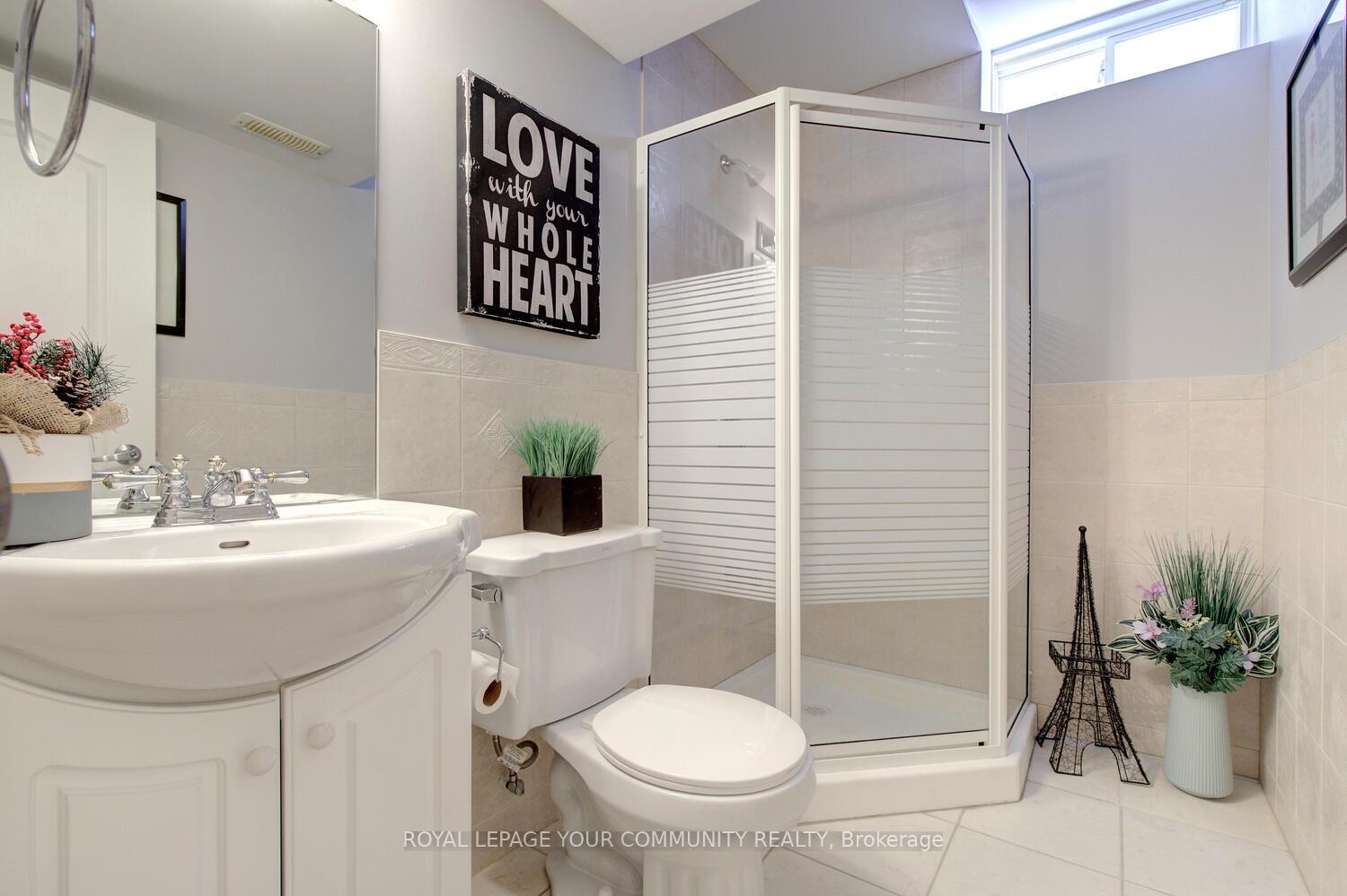 Photo 43 of 185 Chayna Crescent, Vaughan, Patterson — HOMEH