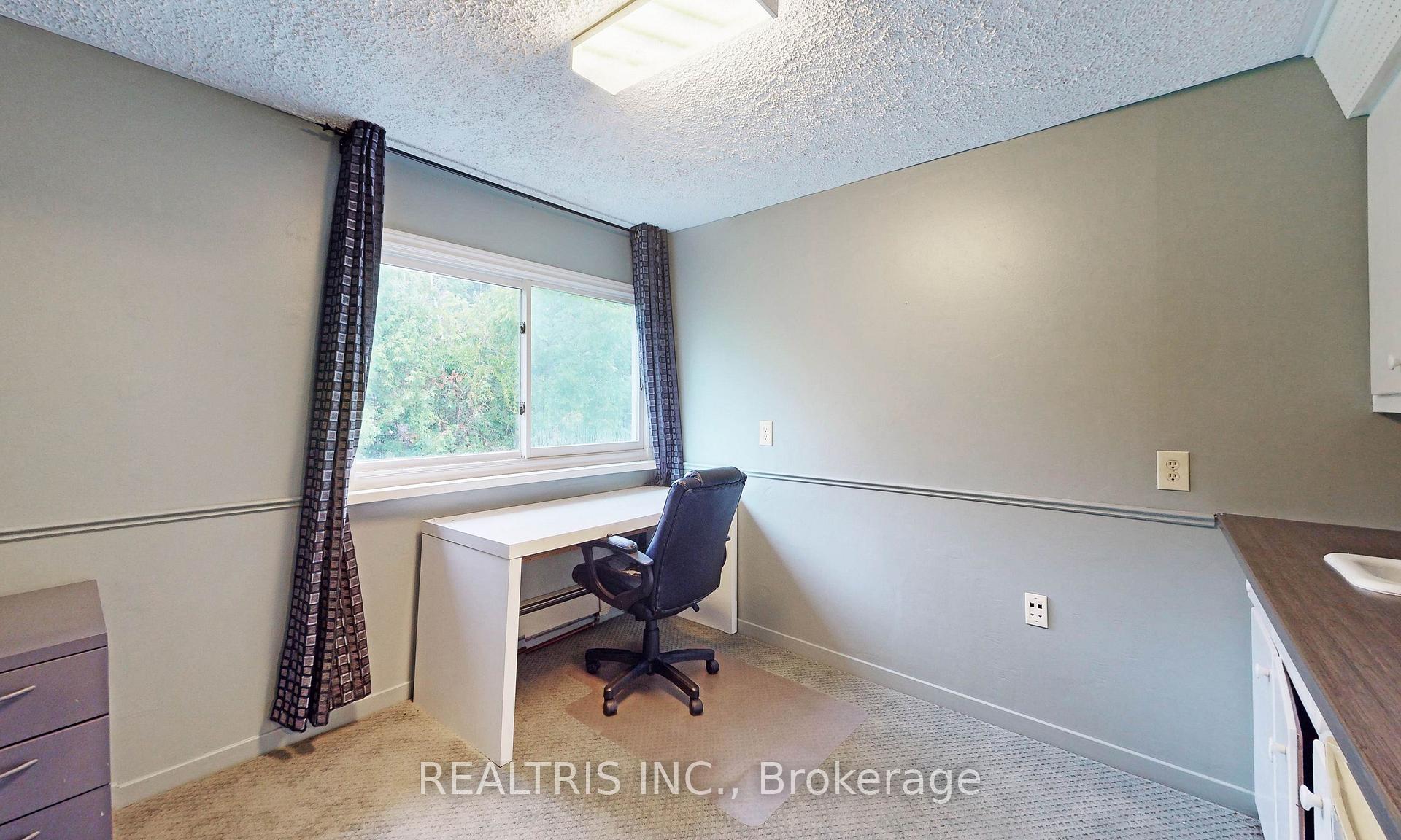Photo 15 of 149 Worsley Street, Barrie, City Centre — HOMEH