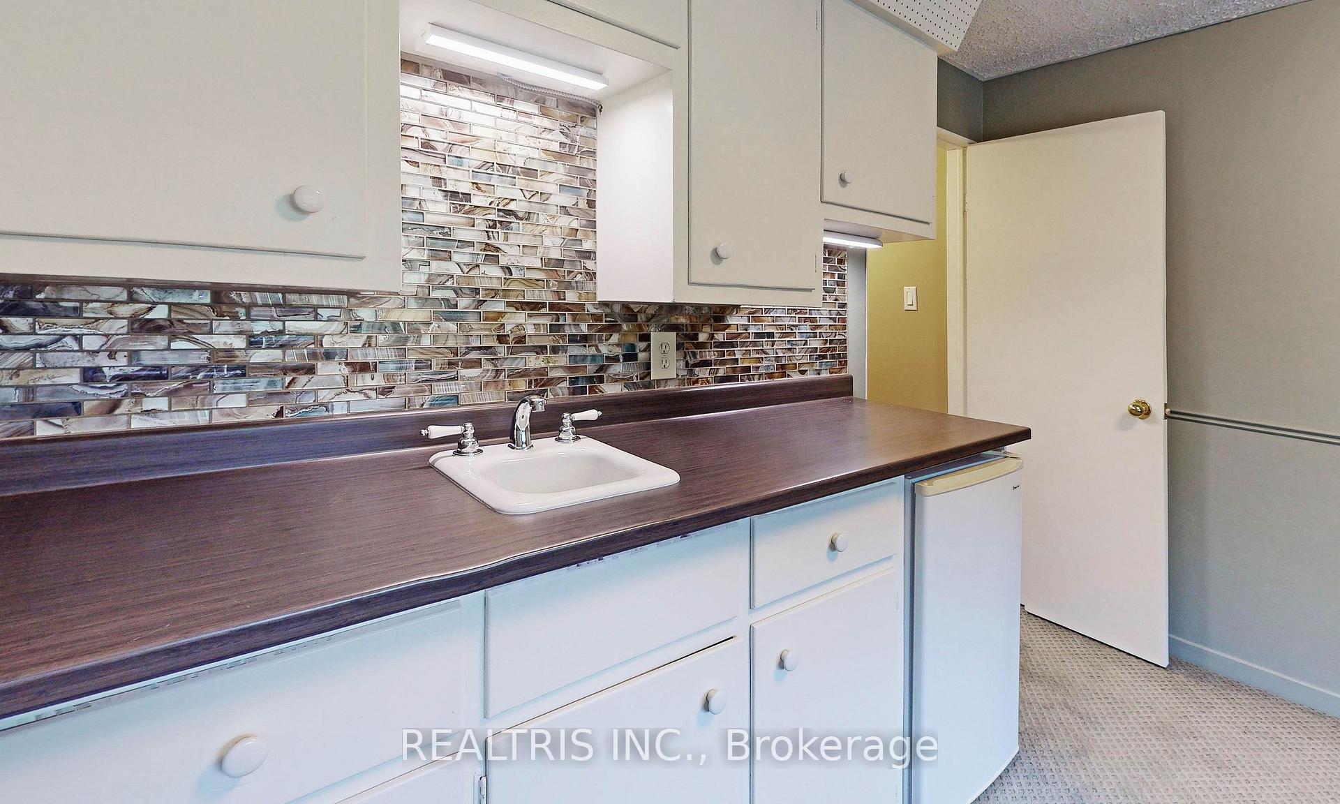 Photo 17 of 149 Worsley Street, Barrie, City Centre — HOMEH