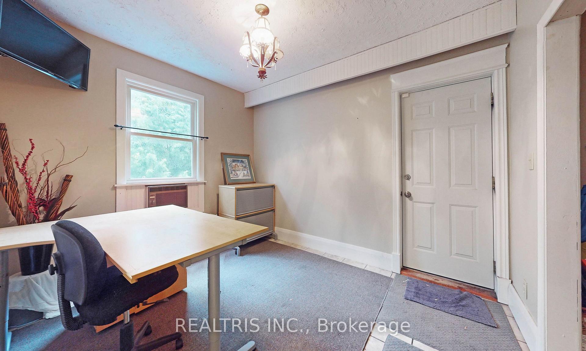 Photo 30 of 149 Worsley Street, Barrie, City Centre — HOMEH