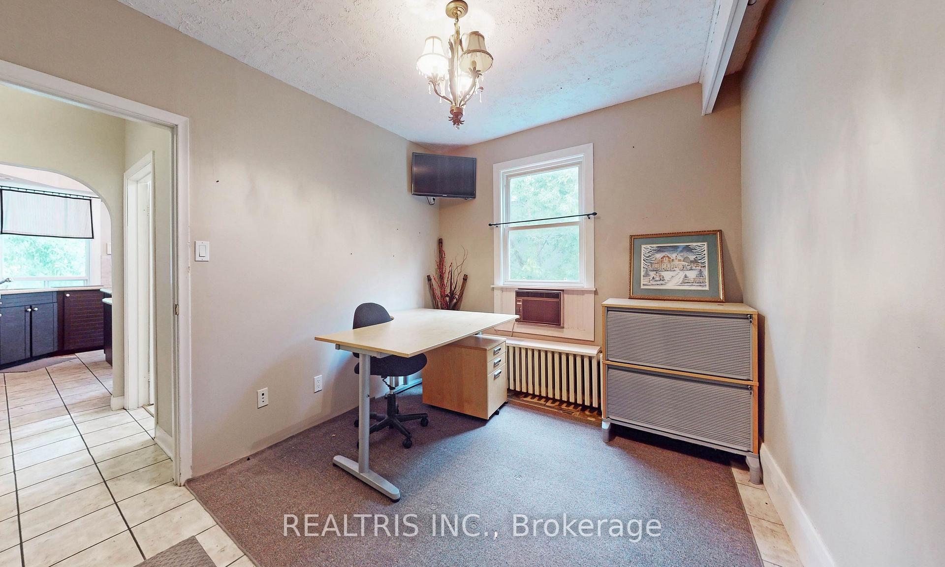 Photo 31 of 149 Worsley Street, Barrie, City Centre — HOMEH