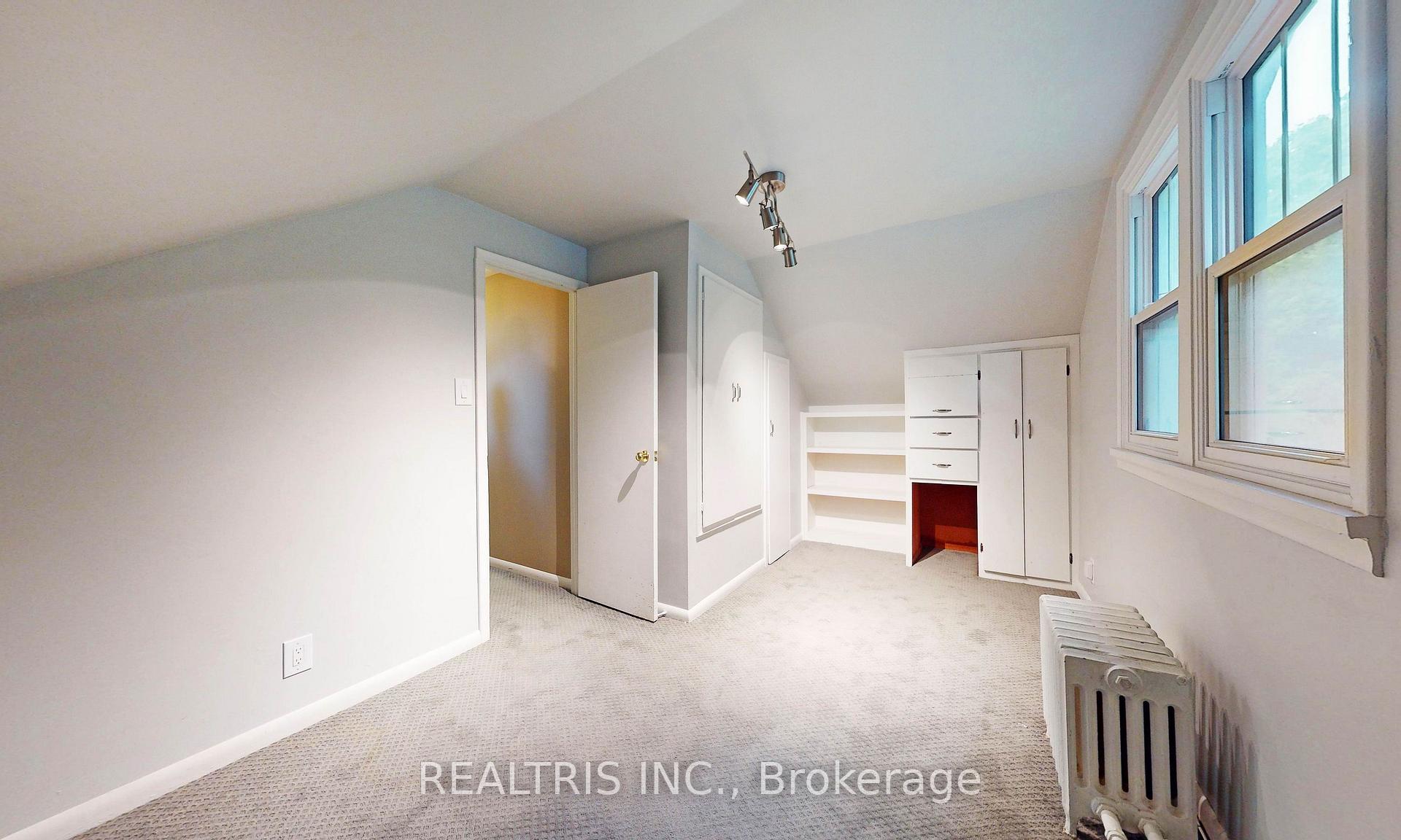 Photo 37 of 149 Worsley Street, Barrie, City Centre — HOMEH