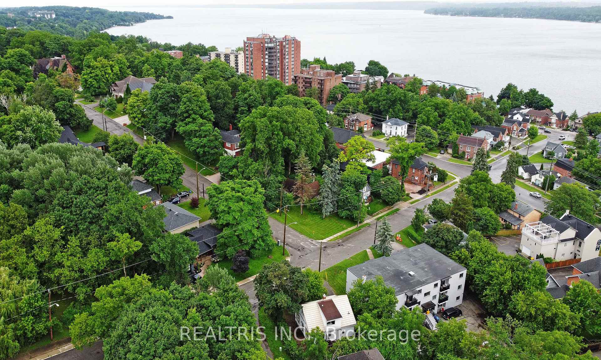 Photo 39 of 149 Worsley Street, Barrie, City Centre — HOMEH