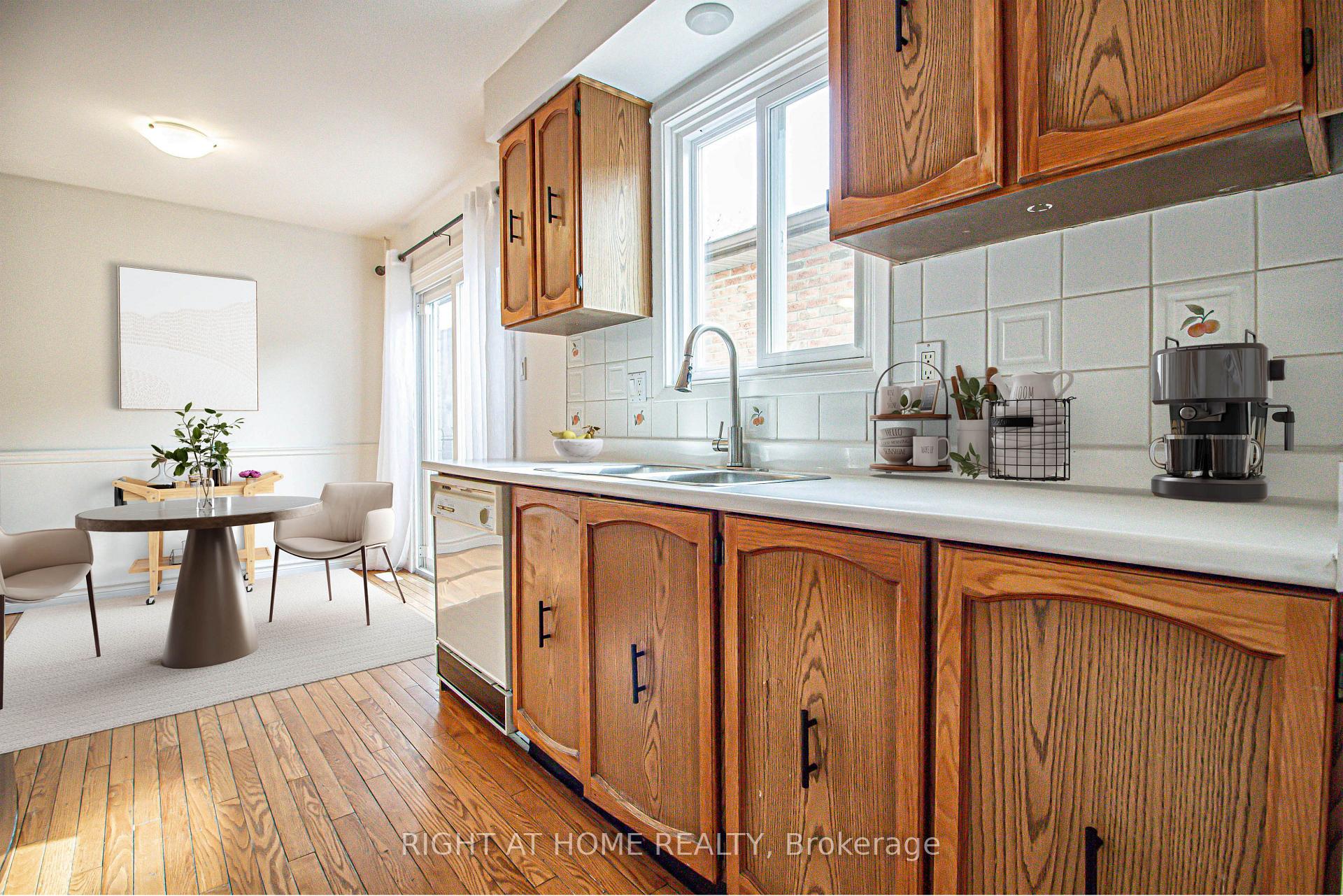 Photo 12 of 30 Vodden Street W, Brampton, Brampton West — HOMEH