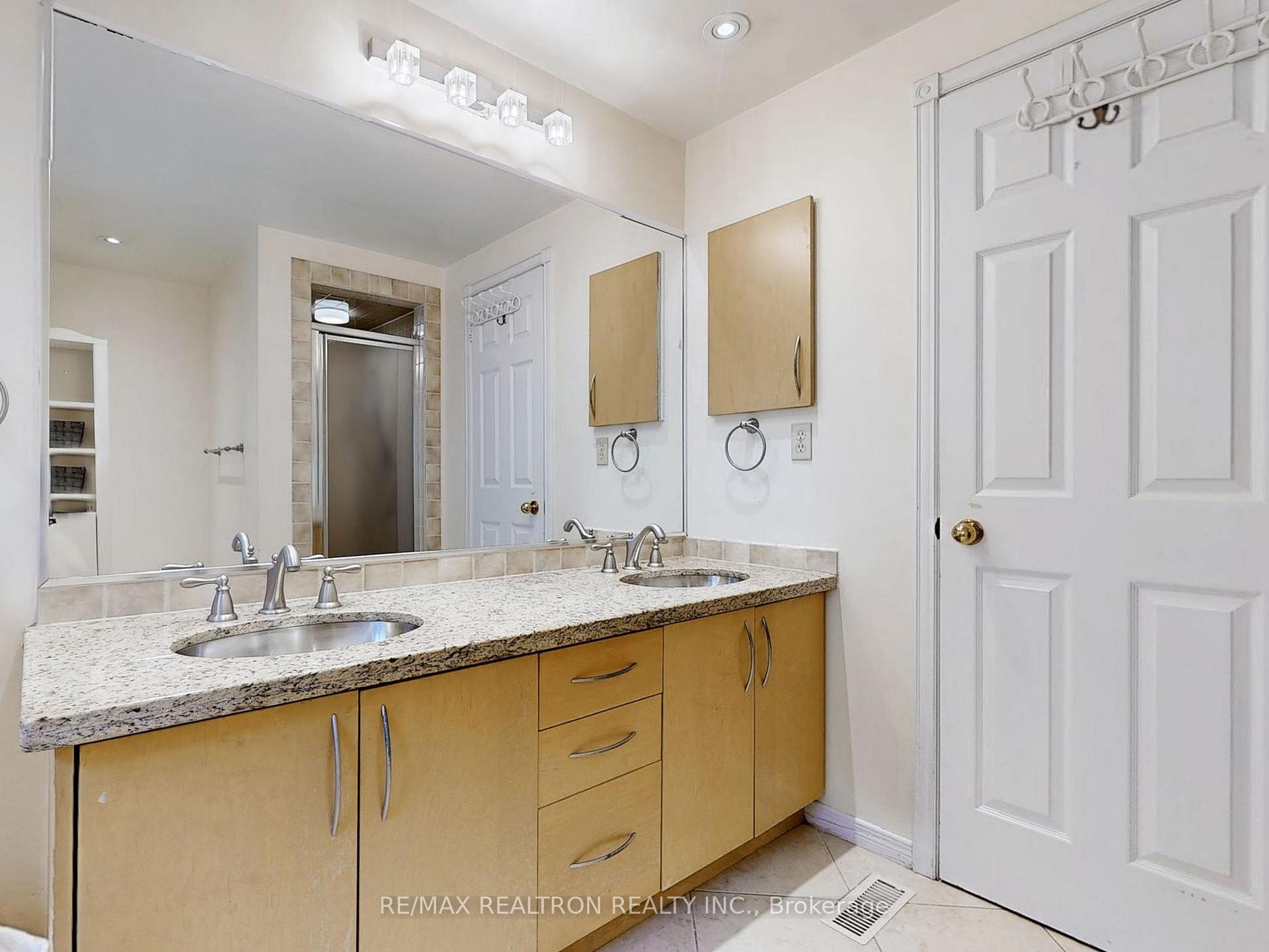 Photo 25 of 171 Mcmorran Crescent, Vaughan, Brownridge — HOMEH