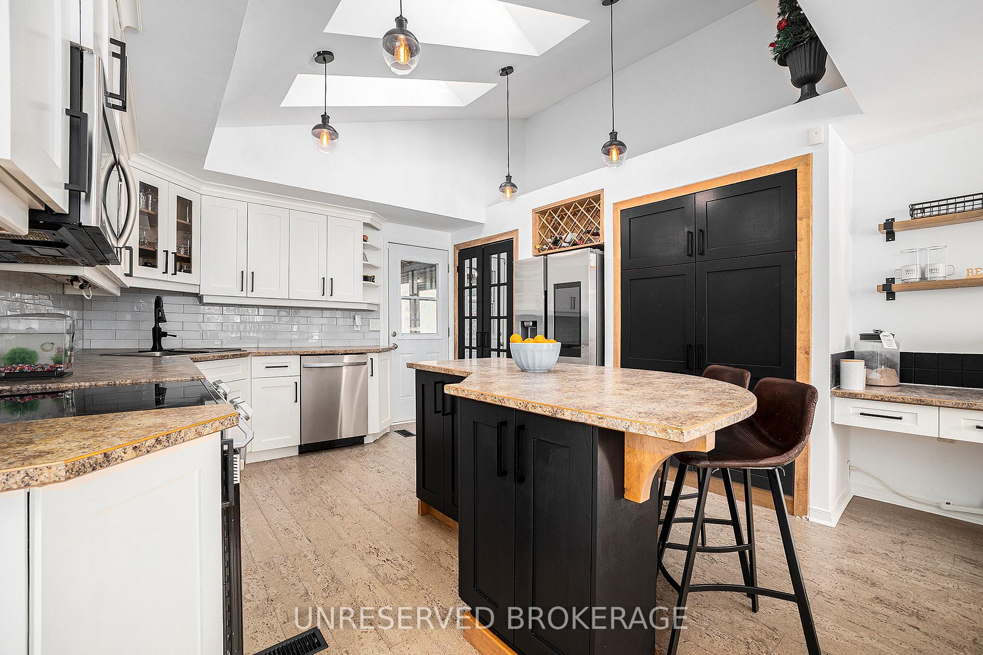 Photo 7 of 1332 9th Line Road, Beckwith, Beckwith Twp — HOMEH
