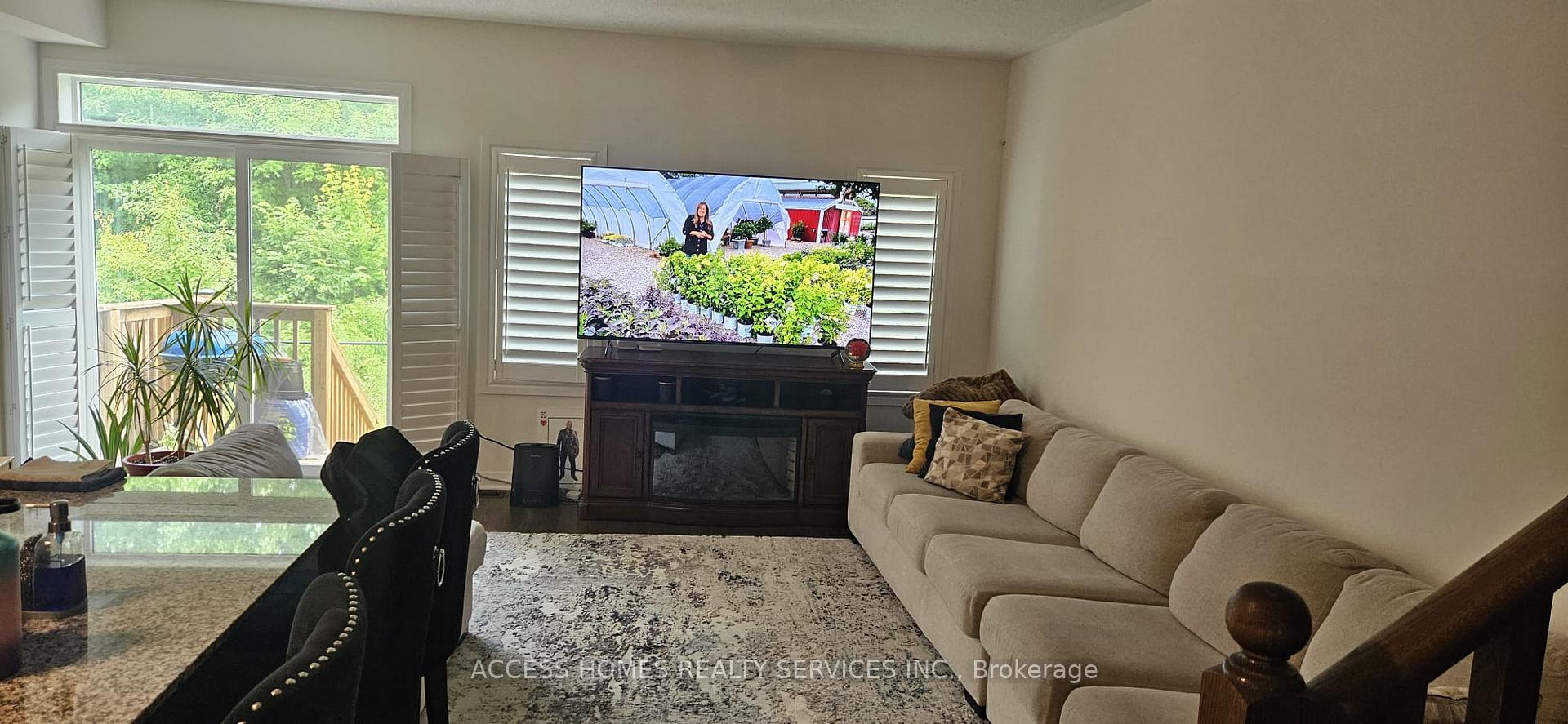 Photo 2 of 42 Brixham Lane, Brampton, Northwest Brampton — HOMEH