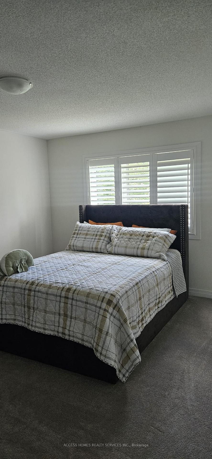 Photo 6 of 42 Brixham Lane, Brampton, Northwest Brampton — HOMEH