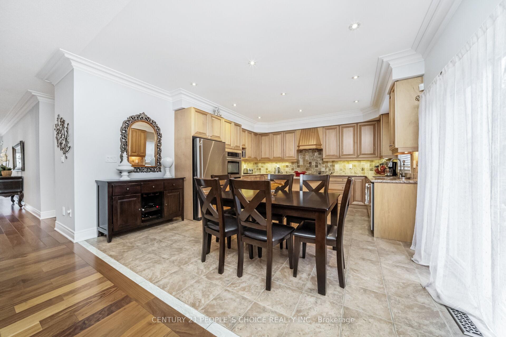 Photo 15 of 28 Coin Street, Brampton, Bram West — HOMEH