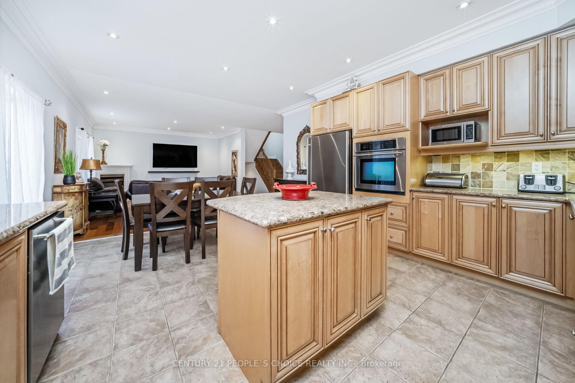 Photo 19 of 28 Coin Street, Brampton, Bram West — HOMEH