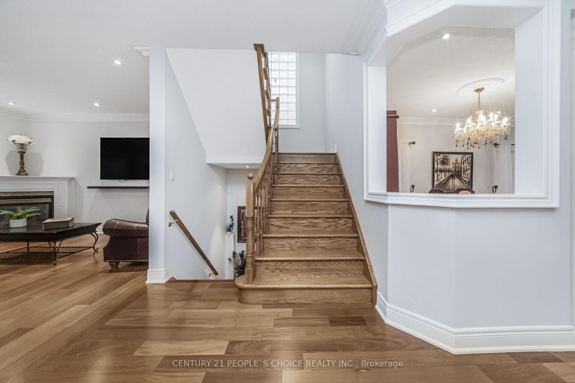 Photo 22 of 28 Coin Street, Brampton, Bram West — HOMEH