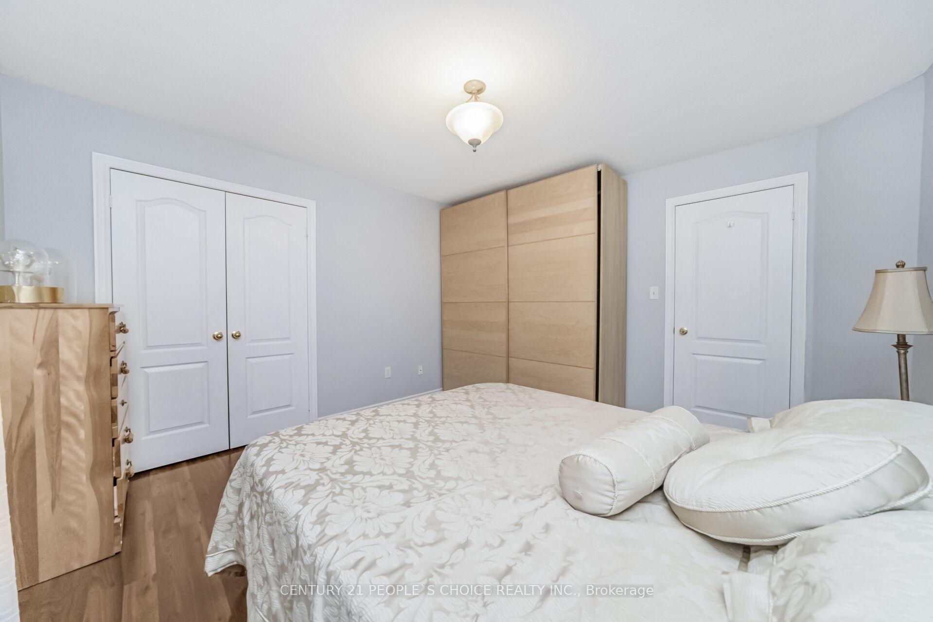 Photo 34 of 28 Coin Street, Brampton, Bram West — HOMEH