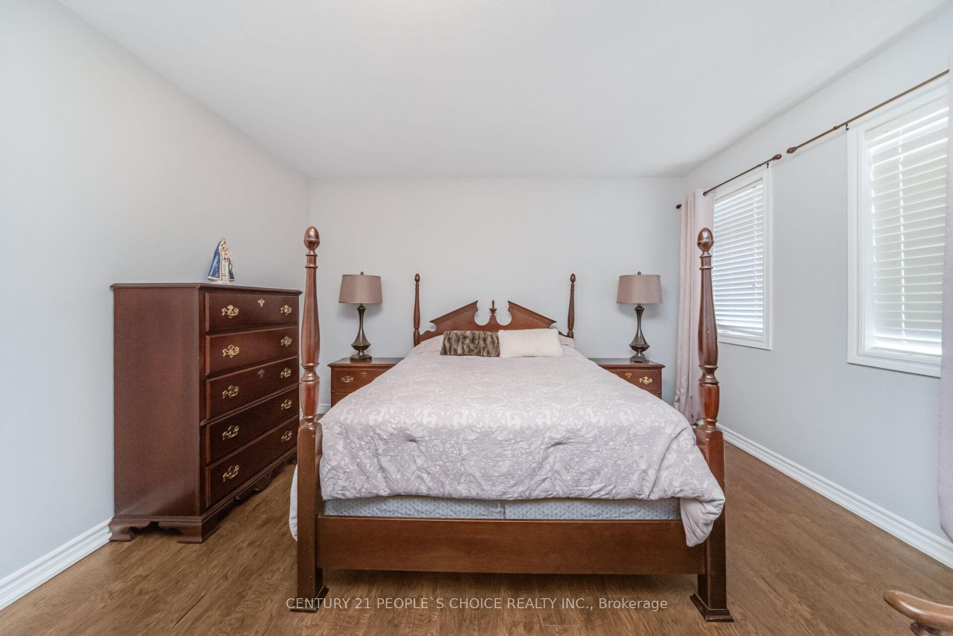Photo 36 of 28 Coin Street, Brampton, Bram West — HOMEH