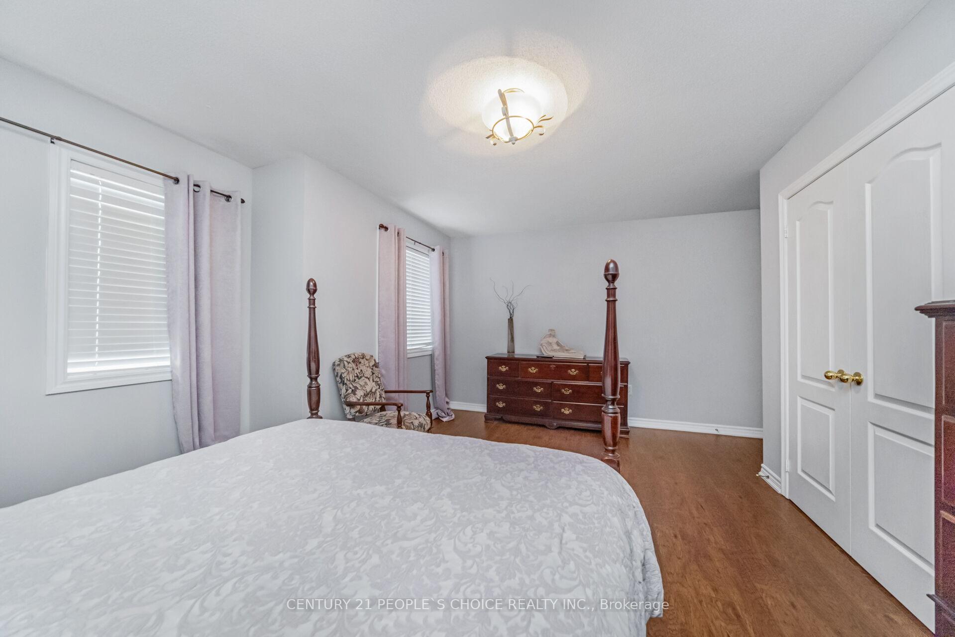 Photo 37 of 28 Coin Street, Brampton, Bram West — HOMEH