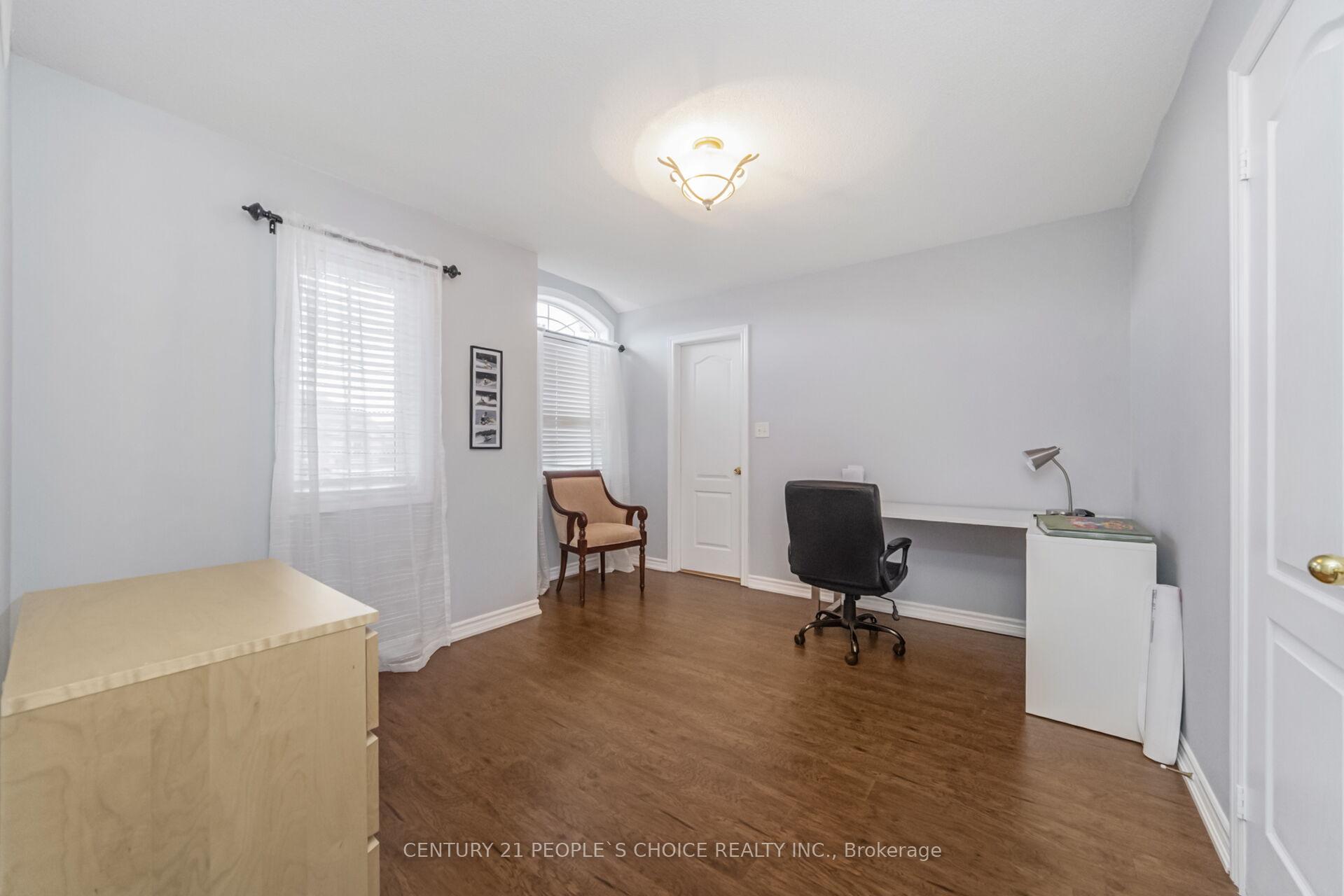 Photo 39 of 28 Coin Street, Brampton, Bram West — HOMEH