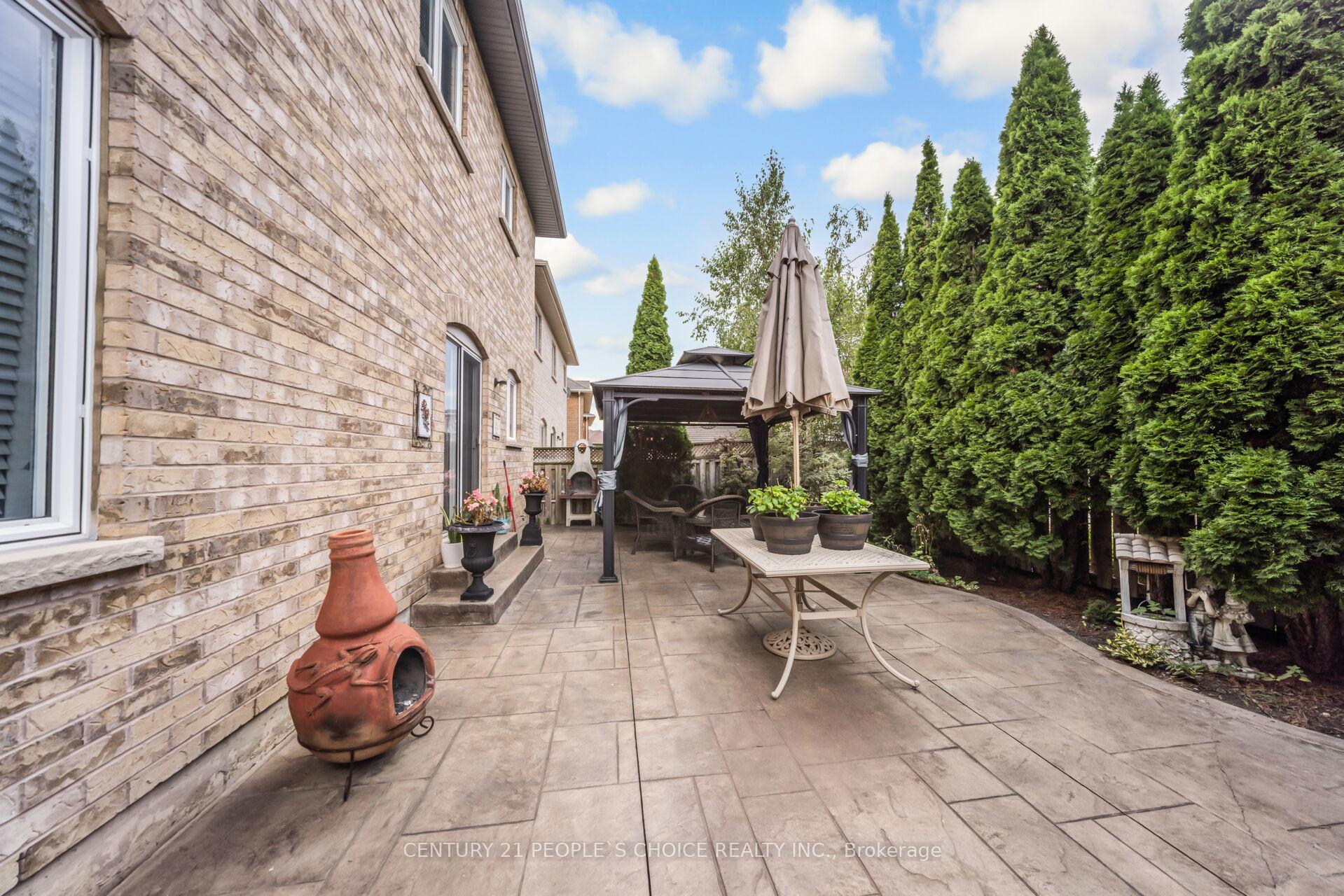 Photo 42 of 28 Coin Street, Brampton, Bram West — HOMEH