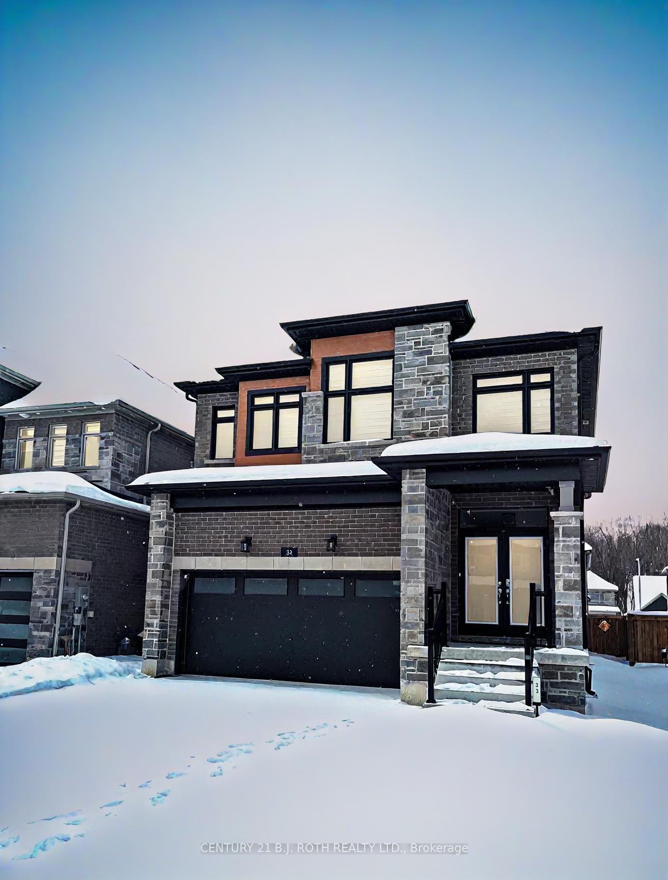 Photo 1 of 33 Paddington Grove, Barrie, Rural Barrie Southwest — HOMEH