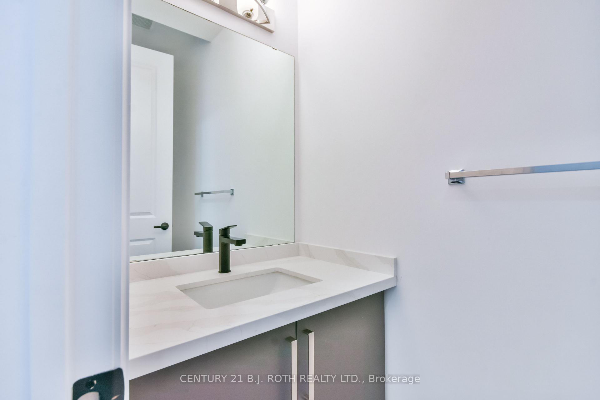 Photo 17 of 33 Paddington Grove, Barrie, Rural Barrie Southwest — HOMEH