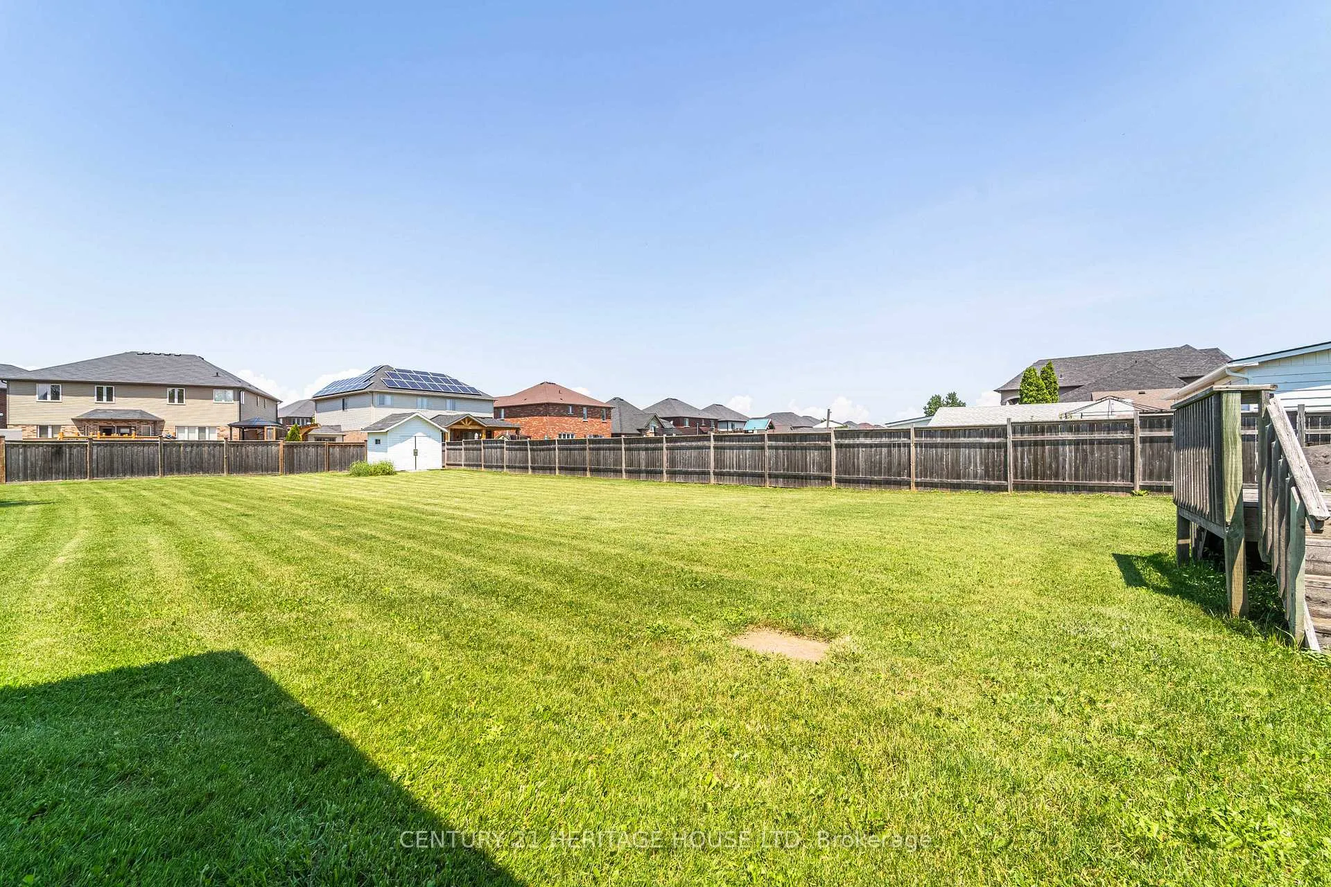 Photo 10 of 13 West Avenue, Hamilton, Winona — HOMEH