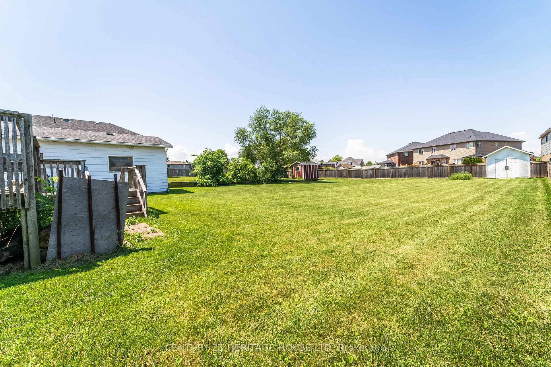 Photo 12 of 13 West Avenue, Hamilton, Winona — HOMEH