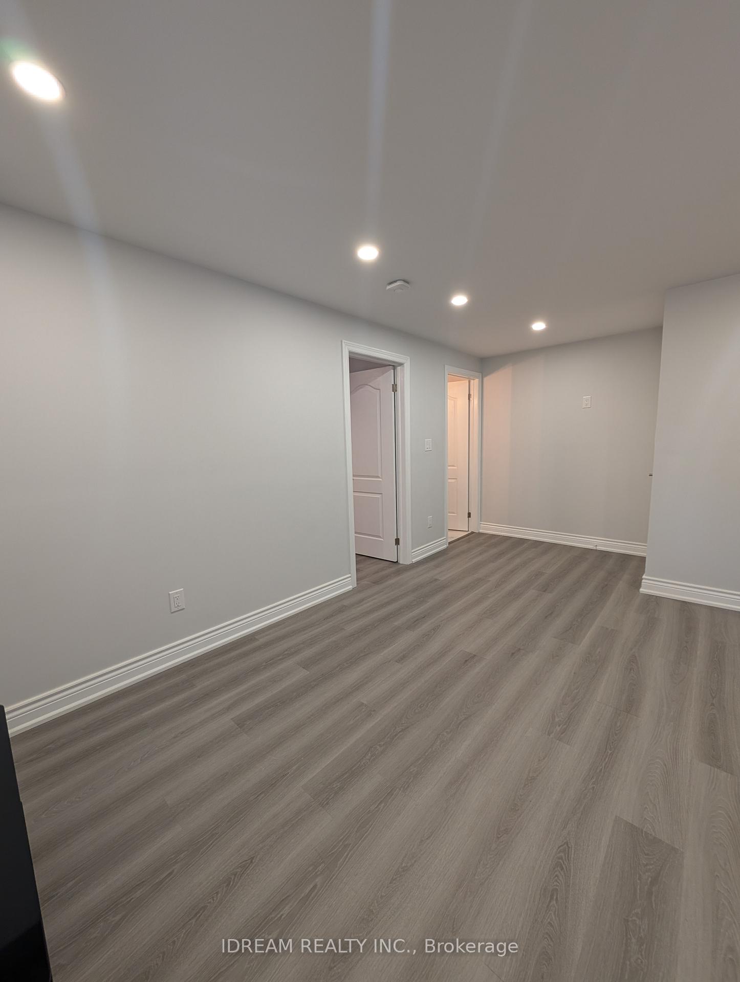 Photo 11 of Unit Bsmt, 35 Soapstone Trail, Brampton, Sandringham-Wellington — HOMEH