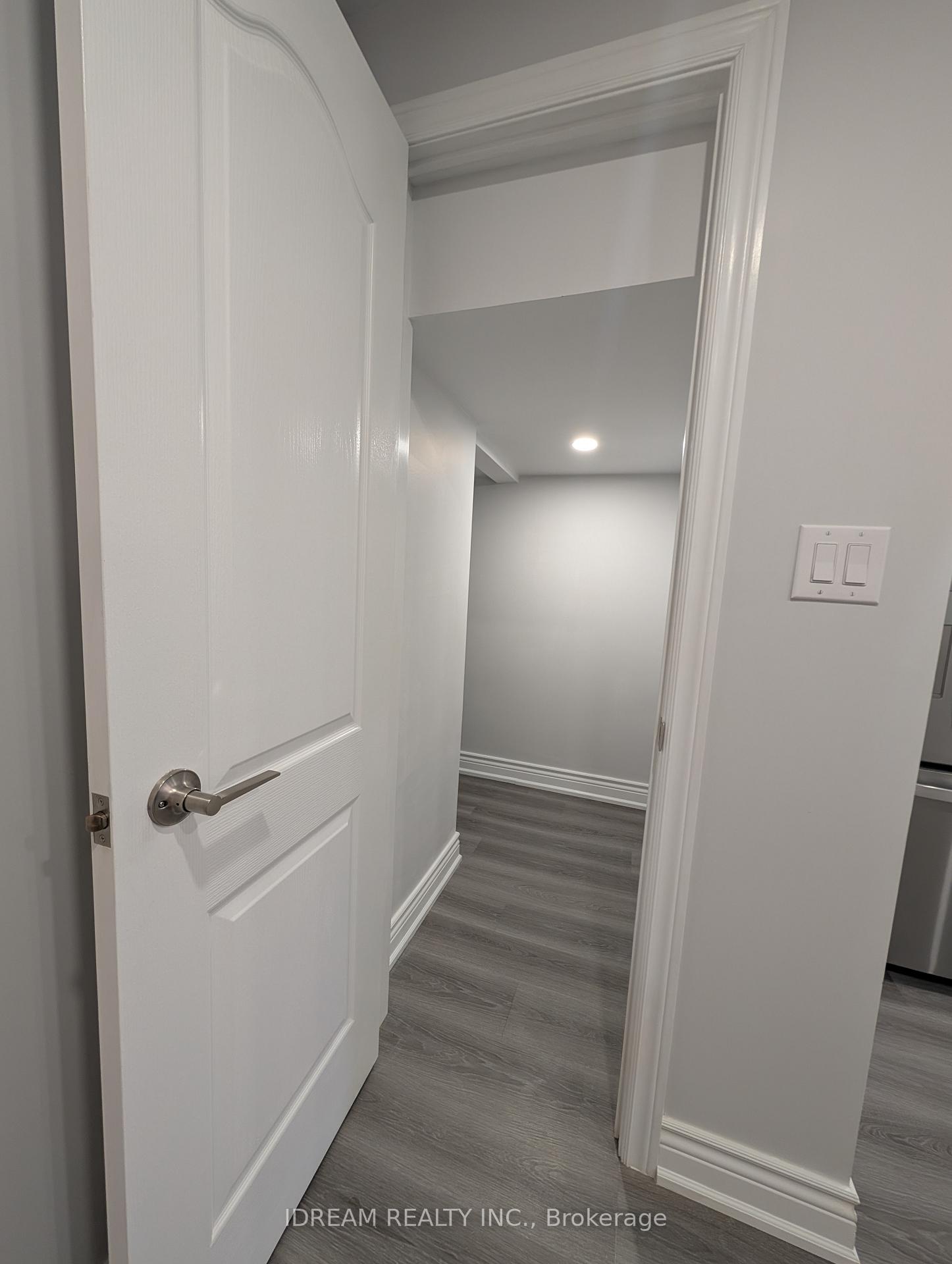 Photo 12 of Unit Bsmt, 35 Soapstone Trail, Brampton, Sandringham-Wellington — HOMEH