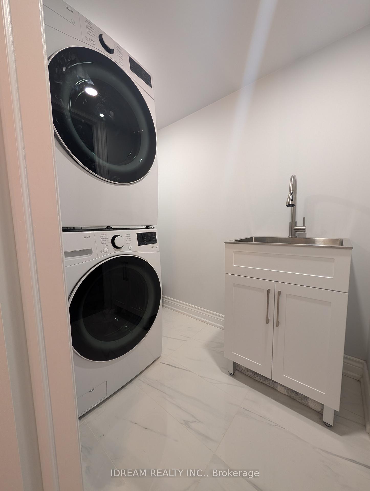 Photo 17 of Unit Bsmt, 35 Soapstone Trail, Brampton, Sandringham-Wellington — HOMEH