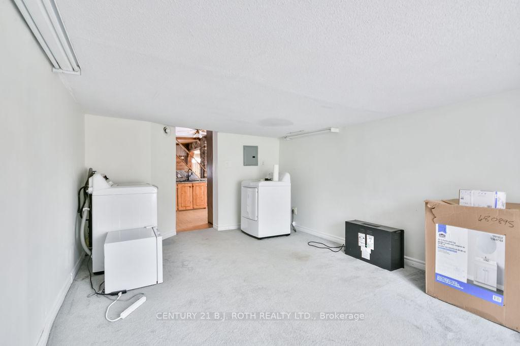 Photo 12 of 75 Gowan Street, Barrie, Allandale — HOMEH
