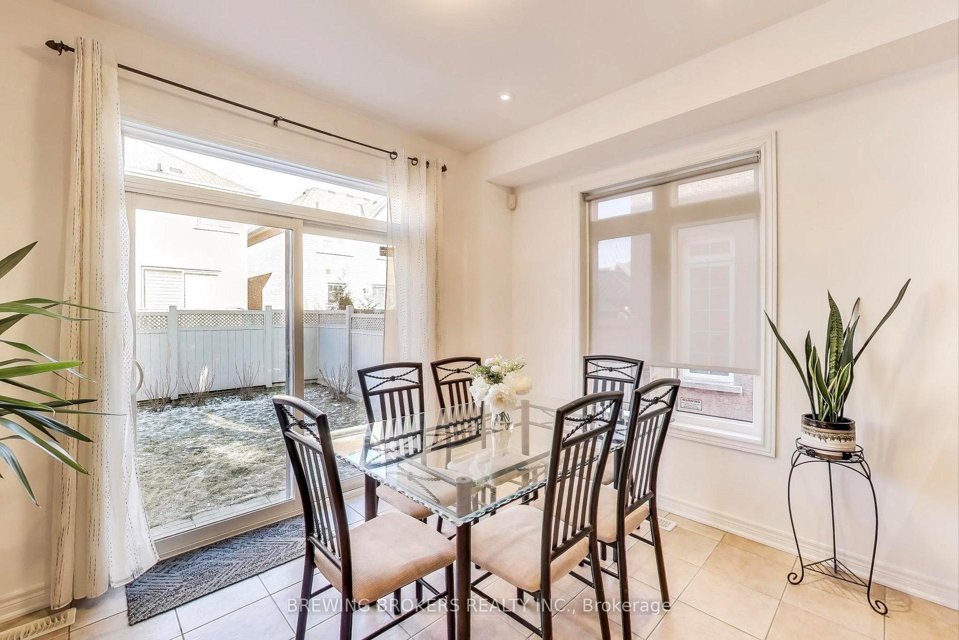 Photo 13 of 60 Yarden Drive, Vaughan, Patterson — HOMEH