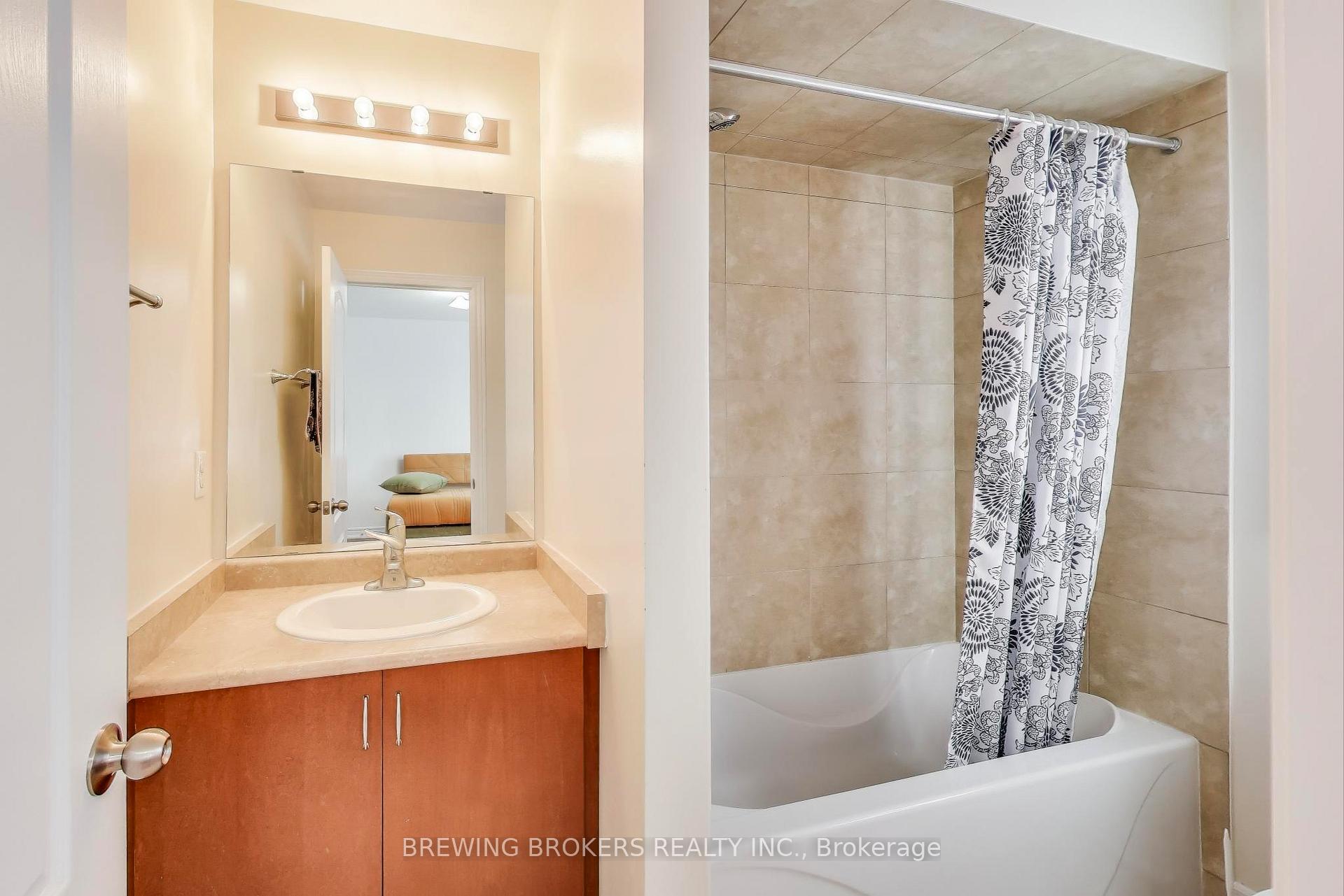 Photo 26 of 60 Yarden Drive, Vaughan, Patterson — HOMEH
